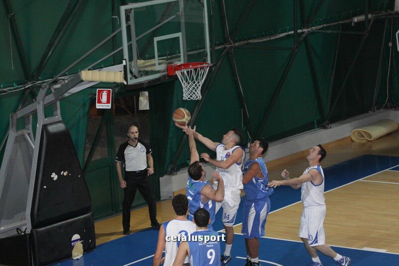 111218 sport 239_tn.jpg
